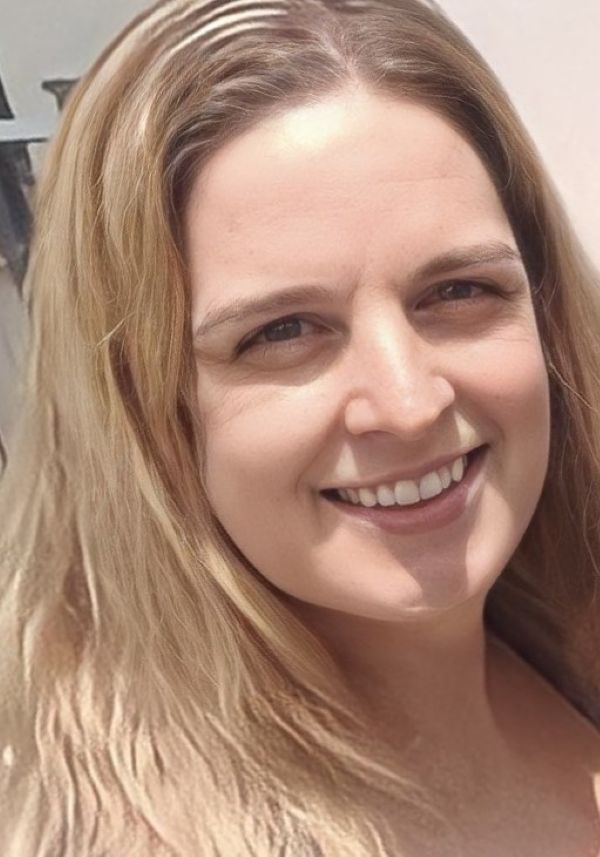 Lisa_pic_cropped (1)